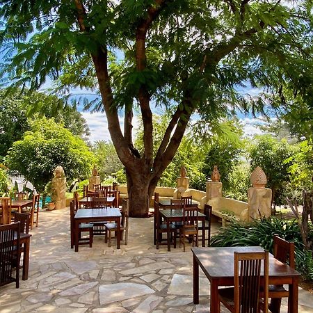 Tambuti Lodge Rundu Exterior foto