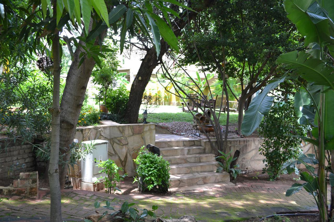 Tambuti Lodge Rundu Exterior foto