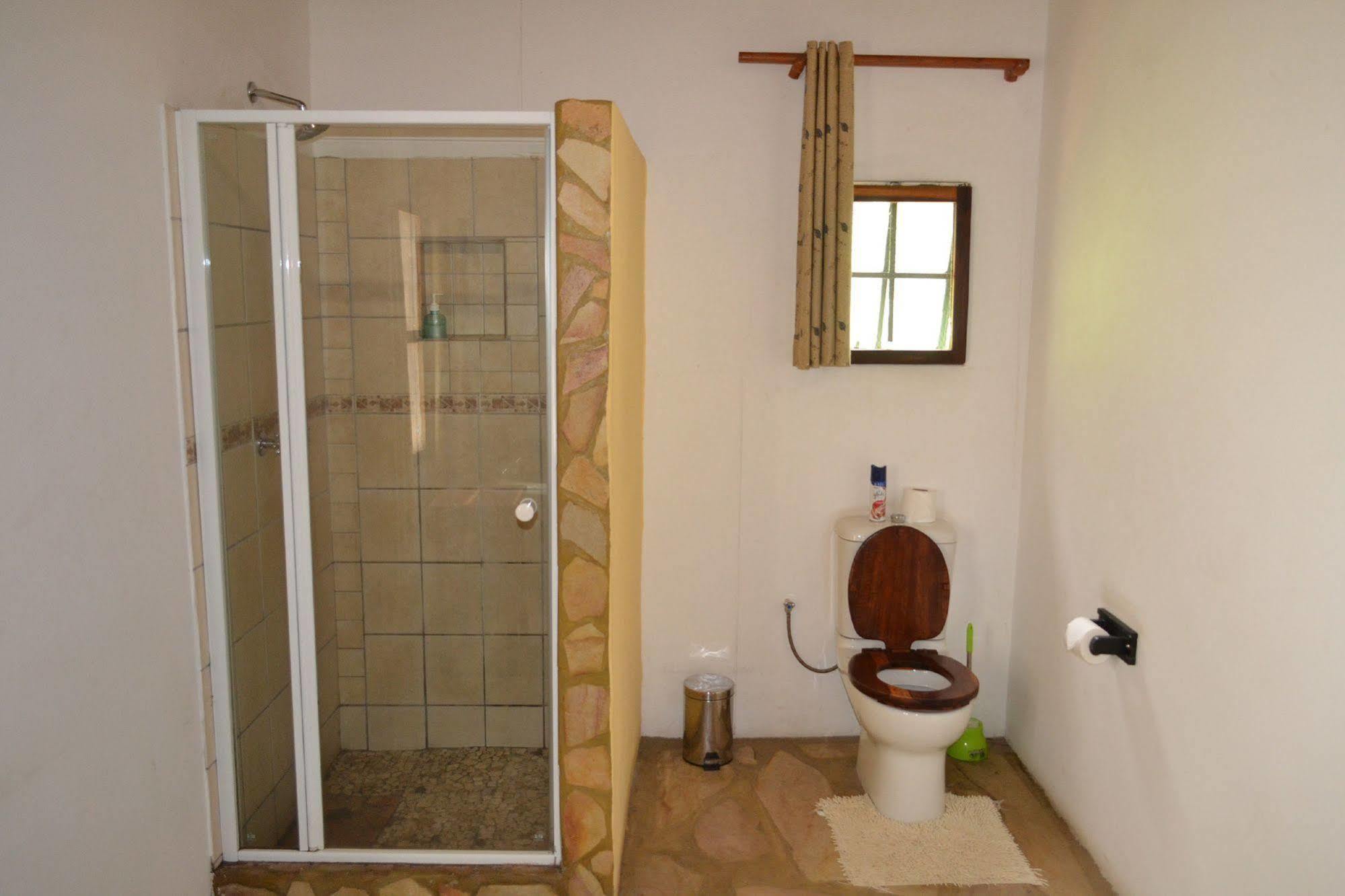 Tambuti Lodge Rundu Exterior foto